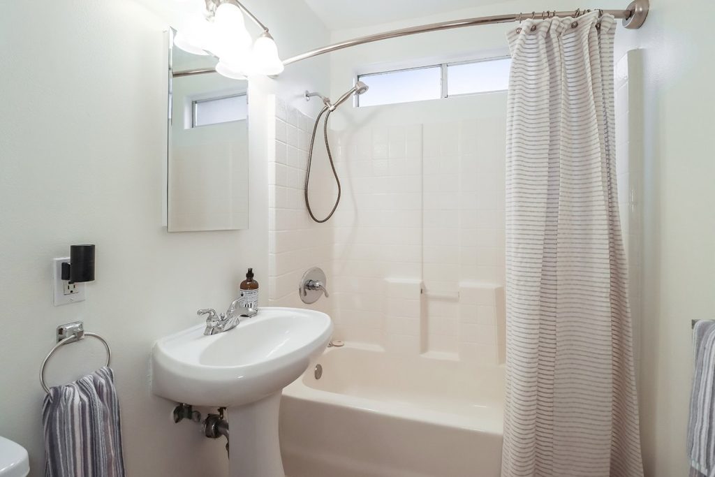 dBathroom2